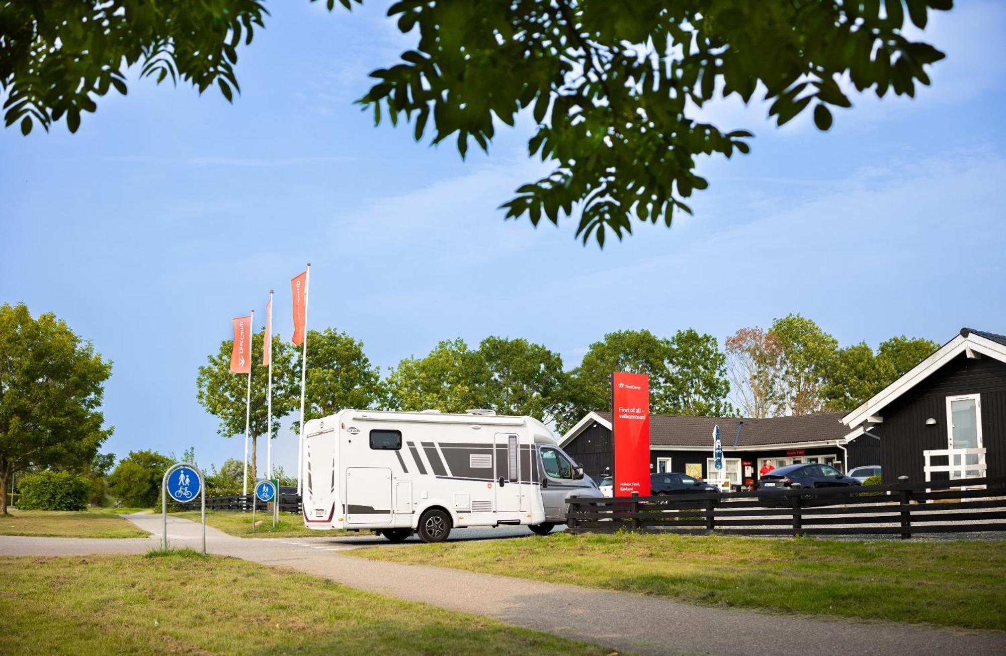 First Camp Holbaek Fjord 호텔 외부 사진
